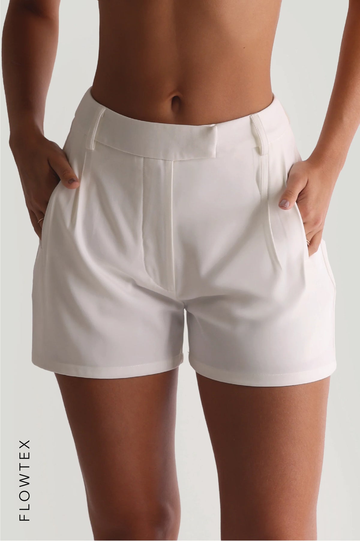 Sheveta The Ivy Shorts - White